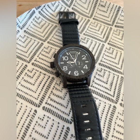 Nixon mens 51-30 chrono sample watch - Picture 3 of 5